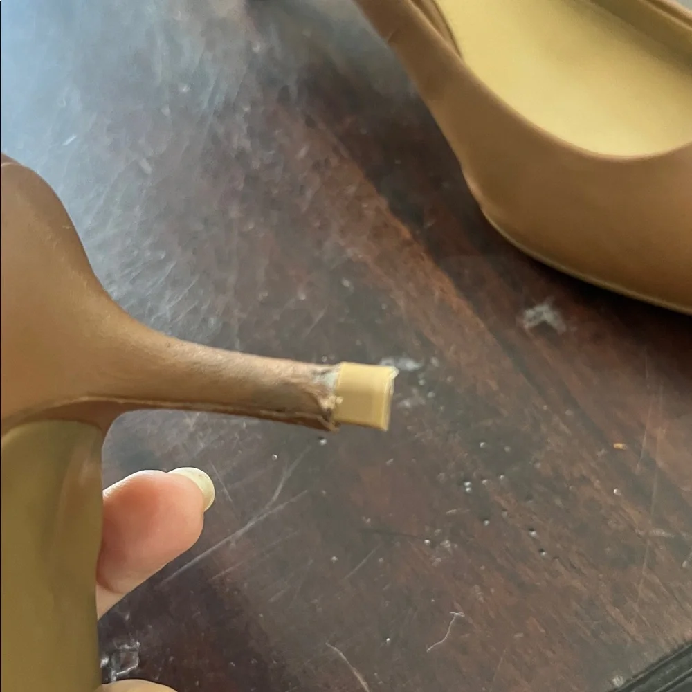 Michael Kors Tan Leather Women's Shoes small heel